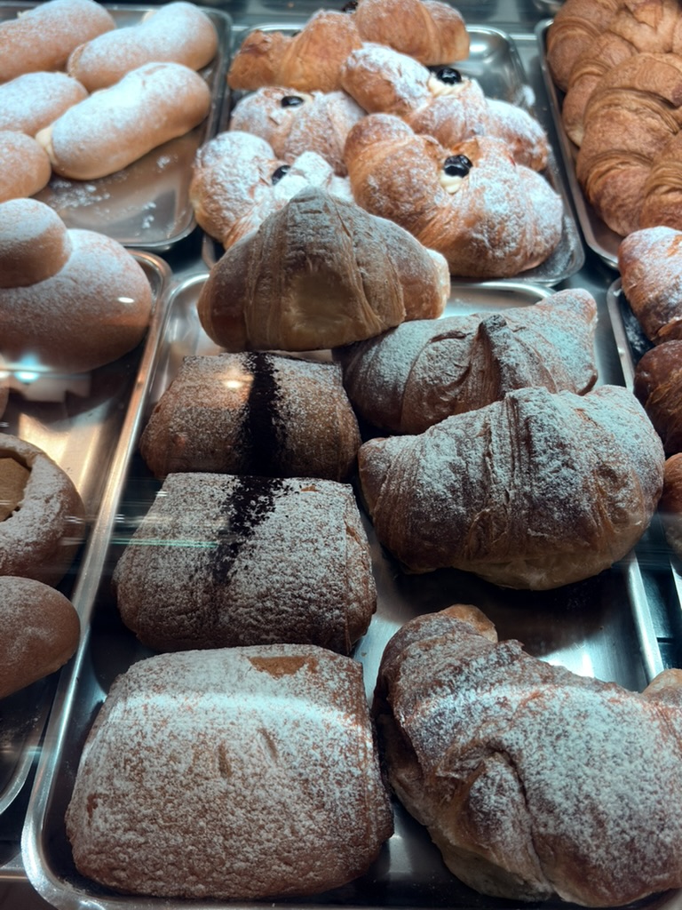 Cornetti e paste assortite